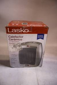 lot 430 image: Lasko Ceramic Heater with Adjustable Thermostat