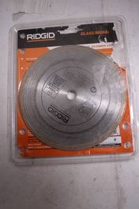 lot 449 image: RIDGID 7 Glass Mosaic Diamond Blade Wet Cutting Tile Saw