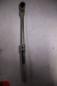lot 452 image: Extendable Ratchet Wrench with Grooved Handle