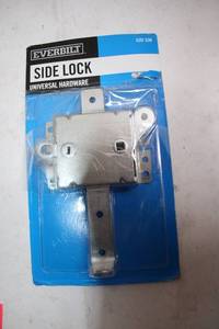 lot 456 image: Everbilt Side Lock Universal Hardware