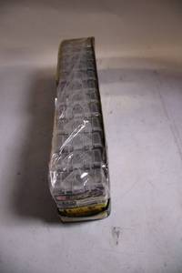 lot 482 image: Box of Grip Rite 3D Finish Nails with Smooth Shank - 3 14 Inch