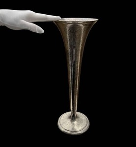 Rare Antique Tiffany & Co. American Aesthetic Style 20-inch Sterling Silver Trumpet Vase (Circa Early 1900s) - 1,358 grams