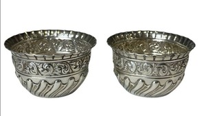 lot 16 image: Antique Pair of Sterling Silver Open Salt Cellars (54 grams total weight)