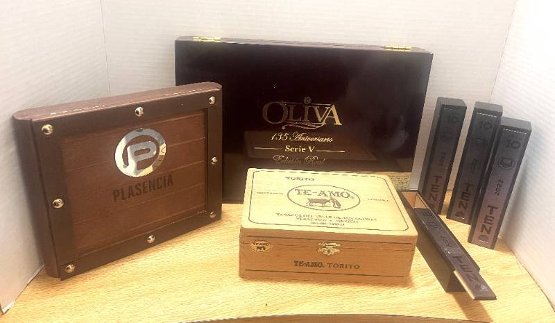 lot 59 image: Lot of Miscellaneous Cigar Boxes