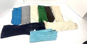 lot 33 image: 10 Pair of Ladies Leather Gloves. Most never worn