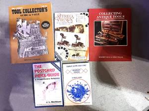 lot 80 image: Set of Reference Books for Antiques