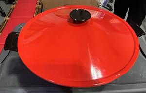 lot 67 image: Red Wok