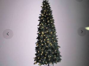 lot 1 image: veikous skinny christmas tree preli...