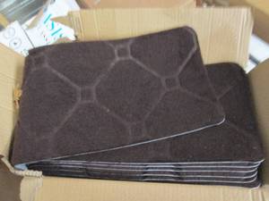 lot 61 image: 14 stair carpet tread...