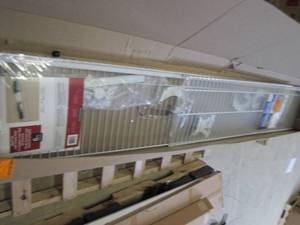 lot 91 image: 6 foot shelf kit with rod and a adj...