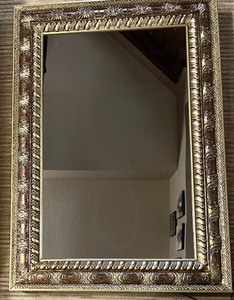 lot 200 image: Framed Halloween Motion Ghost Decoration - WATCH THE VIDEO