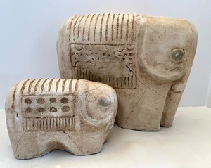 lot 26 image: Set of 2 Textured Ceramic Elephant Figurines