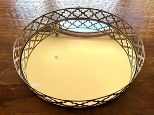 lot 29 image: Elegant Round Mirrored Tray with Bronze Lattice Design