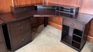 lot 85 image: Pottery Barn L-Shaped Corner Computer Desk with File Drawers