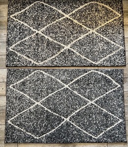 lot 114 image: Set of 3 Gray and White Patterned Area Rugs