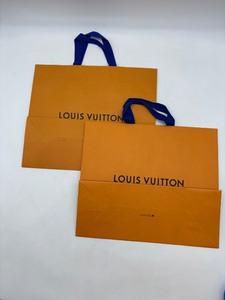 lot 362 image: Set of 2 Louis Vuitton Shopping Bags with Blue Handles