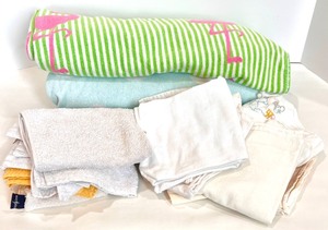lot 71 image: Collection of Assorted Bathroom and Beach Towels