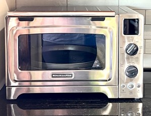 lot 119 image: KitchenAid Stainless Steel Convection Toaster Oven