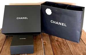 lot 169 image: 2 Chanel Gift Box Set with Shopping Bag