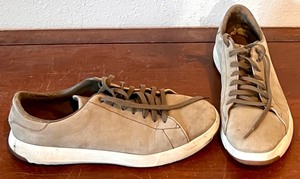 lot 418 image: Cole Haan Mens Casual Leather Sneakers