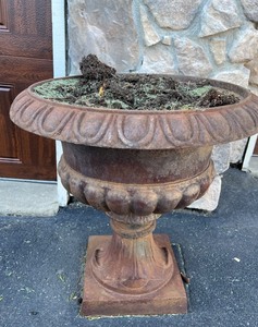 lot 428 image: Large Metal Outdoor Planter with Pedestal Base #2