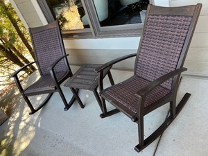 lot 429 image: Set of 2 Wood and Wicker Rocking Chairs with Side Table