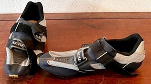 lot 431 image: Nike ACG Cycling Shoes with Velcro Straps - Size 42.5