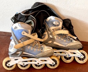 lot 434 image: Pair of Rollerblade Inline Skates with Carry Bag
