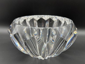 lot 458 image: Signed Orrefors Crystal Bowl with Faceted Design