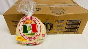 lot 68 image: 12x 20ct La Bandertia Flour Tortillas