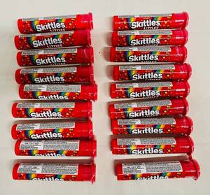 lot 80 image: SSS. 18x Skittles Littles