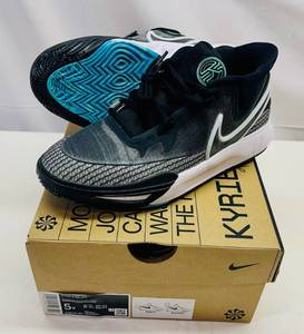 lot 160 image: MM. Size 12C Nke Kyrie 8 Go (GS)BlackBlack-White-Light Menta