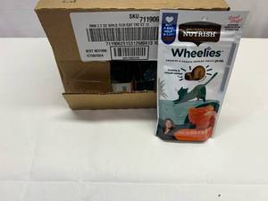 lot 395 image: 12x 2.2oz Nutrish Wheelies Salmon Cat Treats
