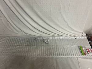 lot 44 image: Rubbermaid 4ft Wardrobe Shelf Kit