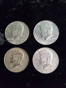 lot 30 image: 4 -1967  40% Silver Halfs