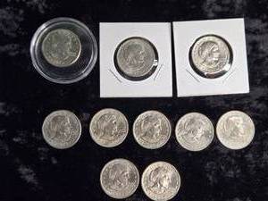 lot 46 image: 10- Susan B. Anthony Dollars