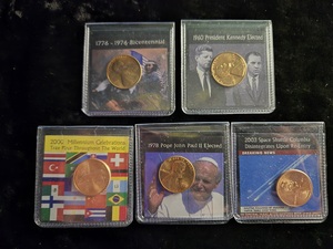 lot 54 image: 5 - Lincoln Cents B.U. 1960,1976,1978,2000 & 2003