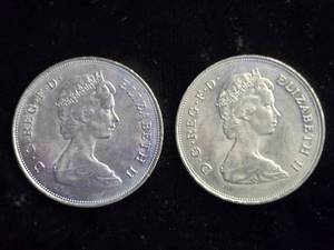 lot 65 image: 2 - 1981 Lady Diana Coins