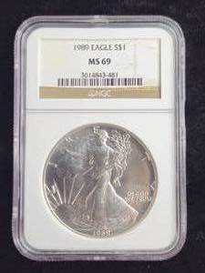 lot 68 image: 1989 Silver Eagle MS 69 NGC