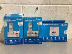 lot 494 image: LOT OF 3 AT&T Answering System