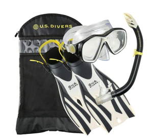 lot 224 image: U.S. Divers Playa Snorkeling Set - Mask, Fins, Snorkel, and Gear Bag- SM Size