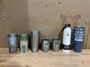 lot 400 image: LOT OF 7 Miscellaneous Cups and Water Bottles