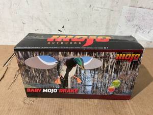 lot 26 image: MOJO Outdoors Baby MOJO Motorized Duck Decoy
