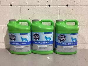 lot 596 image: LOT OF 3 Cats Pride Antibacterial Scented Clumping Litter 12lb Jug