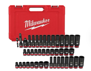 lot 73 image: 43PCS Milwaukee SHOCKWAVE Impact Duty 38 Drive SAE & Metric Deep 6 Point Socket Set 49-66-7009