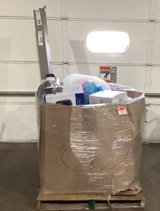 lot 901 image: Wholesale Pallet of Miscellaneous Items