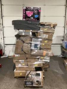 lot 904 image: Wholesale Pallet of Miscellaneous Items