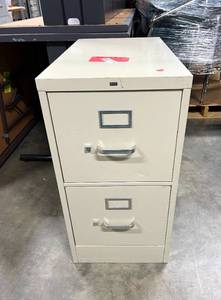 lot 26 image: 2 Drawer File Cabinet