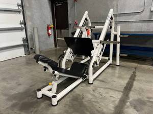 Matrix Magnum 45 Degree Leg Press