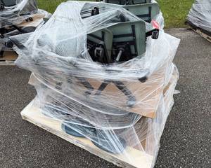 lot 357 image: Pallet Of Rolling Chairs